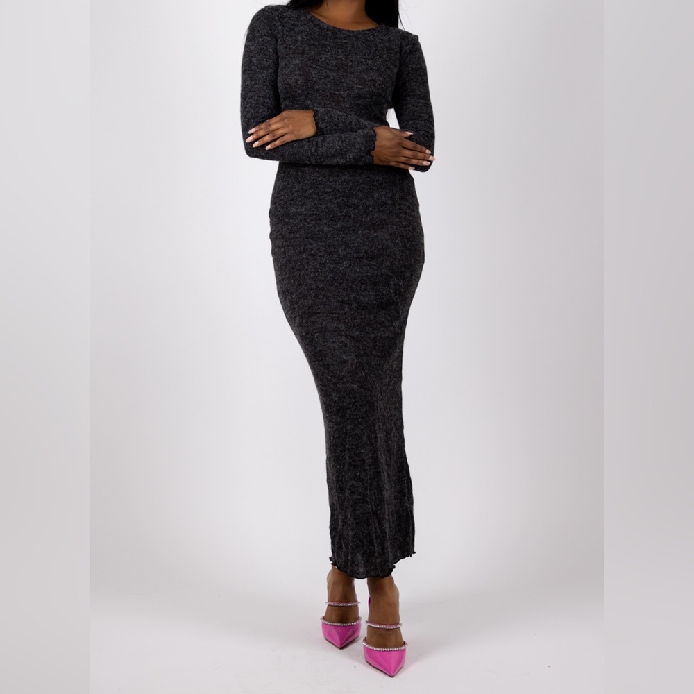 Maxi dark grey sweater dress